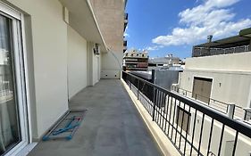 Luxury Penthouse In Pagrati